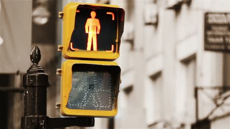 Traffic-Light-Close-Up.-Background-Sepia-Tone.