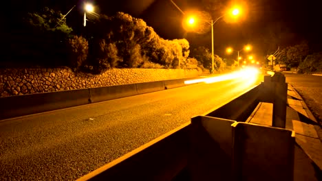 Motion-Timelapse:-Autos-bei-Nacht