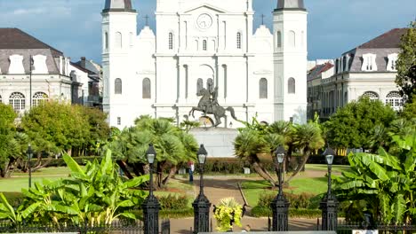 Tilting-Up-to-St-Louis-Cathedral-Jackson-Square
