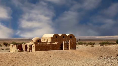 (Qasr)-de-Quseir-Amra-castillo-del-desierto-cerca-de-Amman,-Jordania.-Patrimonio-Mundial-con-el-famoso-fresco.