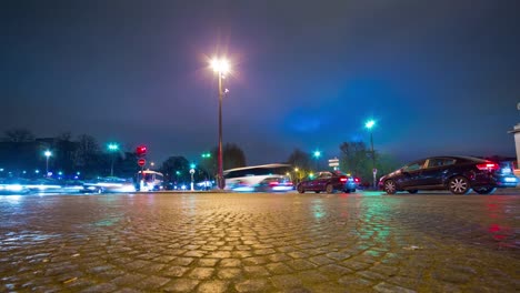 Frankreich-Nacht-Paris-Verkehr-Avenue-de-New-York-Stoppschild-Panorama-4k-Zeitraffer