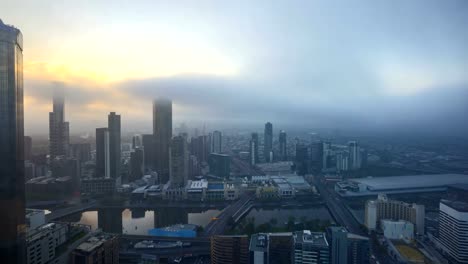 Sonnenaufgang-am-Skyline-von-Melbourne.-4-k-Zeitraffer.