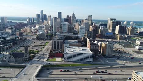 Aerial-view-of-Detroit-skyline