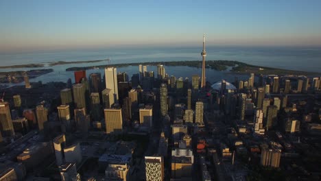 Luftaufnahme-der-Innenstadt-von-Toronto-Skyline