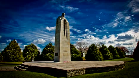 Guerra-mundial-un-monumento:-Monumento-a-las-fuerzas-canadienses,-Ypres