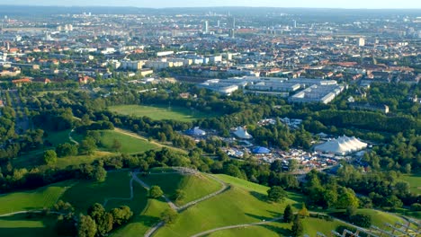 Luftaufnahme-der-Olympiapark.-München,-Bayern,-Deutschland