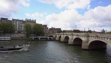 Pont-Neuf,-Paris,-France