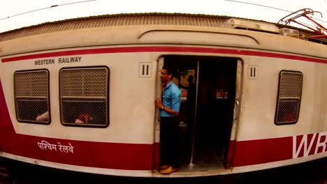 local-train-with-passengers-started-off-Mumbai-local-railway