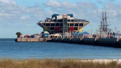 Muelle-de-St.-Petersburg