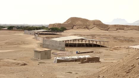 Huaca-del-Sol-und-die-archäologischen-Ausgrabungsstätten