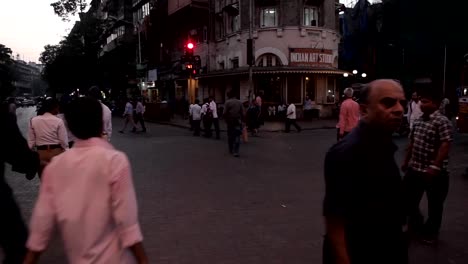 Indians-on-the-streets-of-Mumbai,-India.