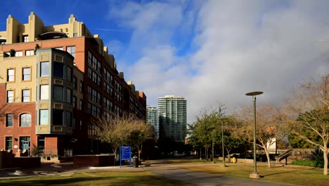 Timelapse-of-street-scene-in-Tempe,-Arizona