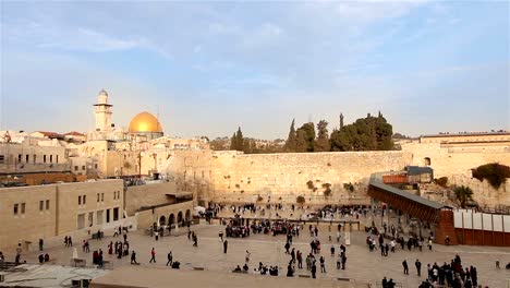 Jerusalén,-muro-de-las-Lamentaciones-y-la-cúpula-de-la-roca,-bandera-de-Israel,-general-plan,-Timelapse,-buen-tiempo