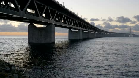 Oresundsbron-at-sunset.