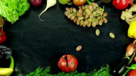 Bom-apetite-Portuguese-fruit-stop-motion,-in-English-Bon-appetit