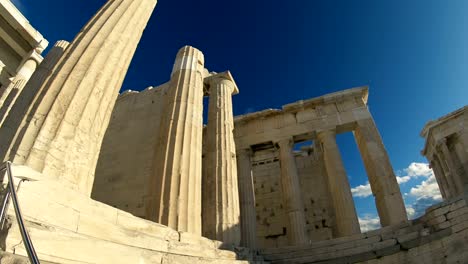 Las-ruinas-de-la-Acropilos-en-Grecia