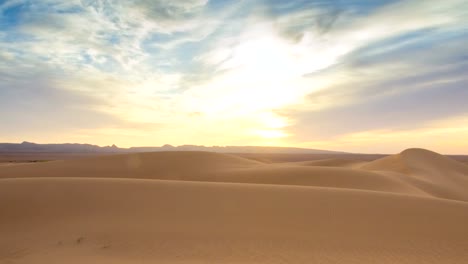 Desert-sand-dunes--sunrise-zoom-out--timelapse