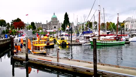 Victoria-Inner-Harbour-und-British-Columbia,-Kanada