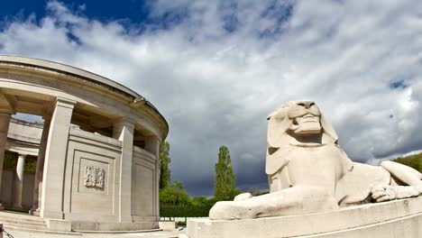 Guerra-mundial-una-lugares-de-recuerdo:-madera-de-ploegsteert-Monumento-británico