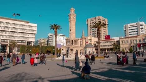 Izmir-Ansicht-Uhrturm