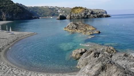 Spiaggia-dello-Scorzone-una-Praia-a-Mare