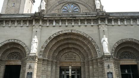 Manila-Cathedral,-Intramuros,-Philippines