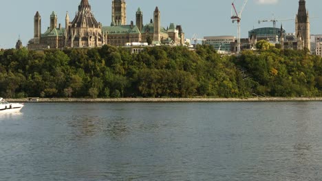 Parliament-Hill-en-Ottawa,-Ontario-Canadá