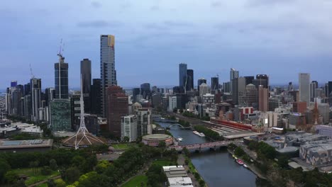 Luftbild-Drohne-der-Skyline-von-Melbourne