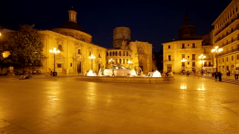 Plaza-De-La-Virgen-De-Valencia