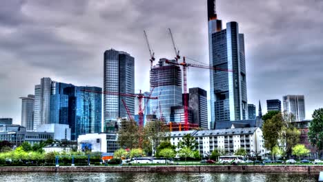 Frankfurt-evening-time-lapse