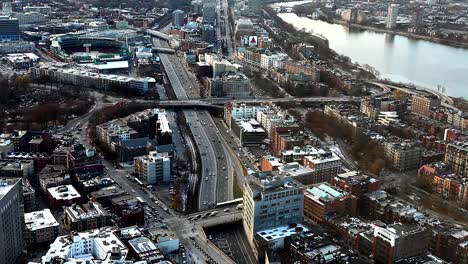 Luftaufnahme-der-Innenstadt-von-Boston,-Massachusetts,-mit-Fenway