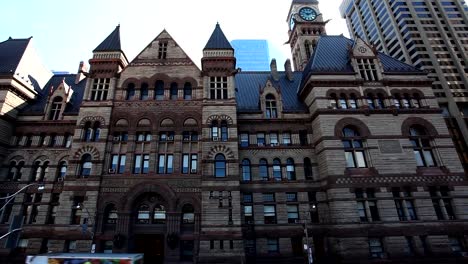 The-exterior-of-Toronto's-Old-City-Hall