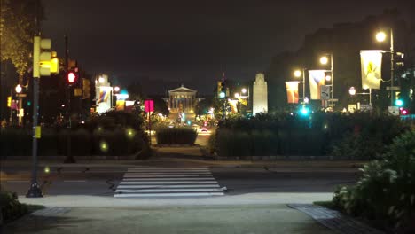 Benjamin-Franklin-Parkway-Timelapse-bei-Nacht.