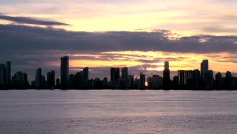 Playa-de-Boca-Grande-in-Cartagena---Kolumbien