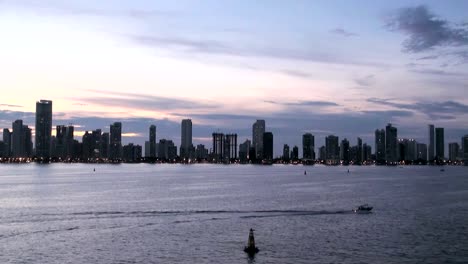 De-playa-Boca-Grande-en-Cartagena---Colombia