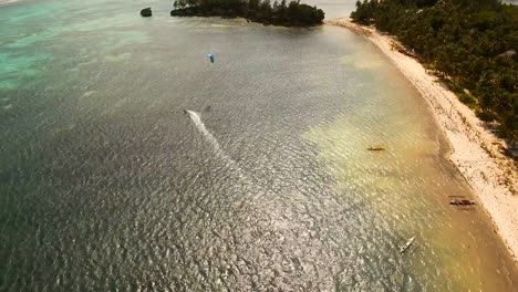 Kitesurfing-on-island-Boracay-and-Bulabog-Boracay-island-Philippines