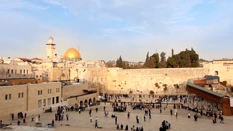 Jerusalem,-Klagemauer-und-Felsendom,-Israel-Flagge,-Übersichtsplan,-Timelapse