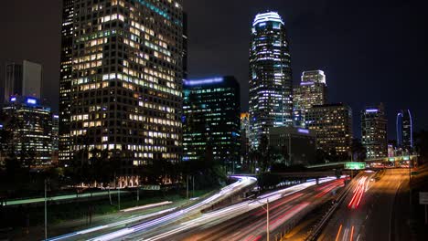 Die-Innenstadt-von-Los-Angeles-Freeway-Nacht-Zeitraffer