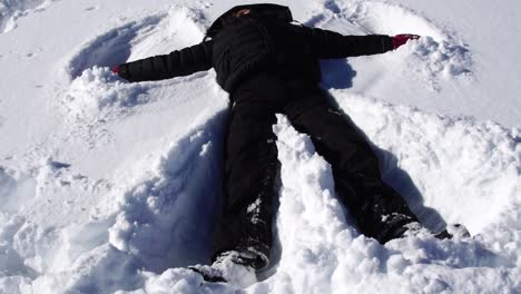 Snow-Angel-fun