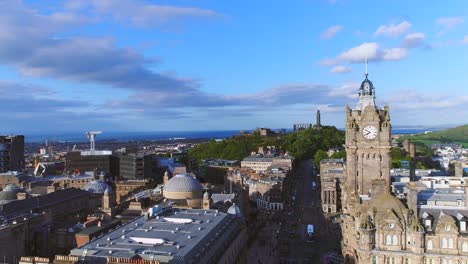 Aerial-view-of-Edinburgh,-Scotland