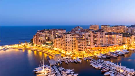 Día-de-skyline-de-la-ciudad-de-Mónaco-Ville-a-noche-timelapse,-lapso-de-tiempo-de-4K-de-Monte-Carlo,-Mónaco