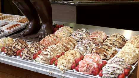 belgian-waffles-and-the-feet-of-a-choc-mannequin-pis-in-brussels