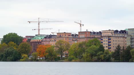 The-view-of-the-tall-tower-cranes-in-the-city-of-Stockholm-in-Sweden