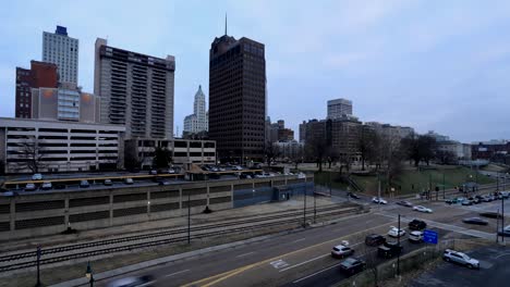 Dusk-timelapse-of-Memphis,-Tennessee-city-center