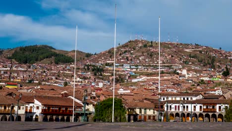 Timelaspe-de-Plaza-de-armas-de-Cusco-en-Perú