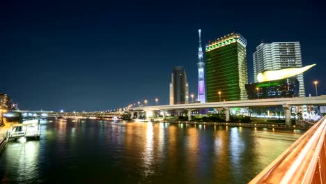 Nachtleben-in-Tokyo-City-Skyline,-Tokyo-Sky-Tree,-Sumida-Fluss.