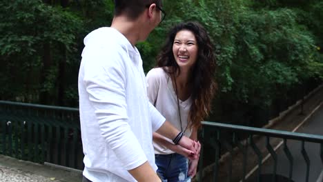 Asian-Couple-Enjoying-a-Day-at-the-Park