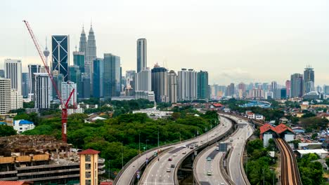 4-K-Time-lapse:-vista-aérea-del-skyline-de-la-ciudad-de-Kuala-Lumpur