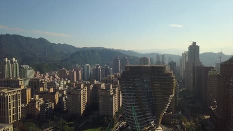 Taiwan-día-soleado-taipei-paisaje-urbano-centro-aéreo-panorama-4k