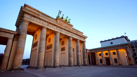 Brandenburger-Tor-(Brandenburger-Tor),-berühmte-Wahrzeichen-in-Berlin,-Deutschland,-HD